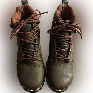 Women’s Keen Utility steel toe work boots sz 9